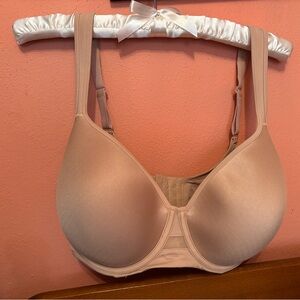 Bali Minimizer bra. Back closure. 36DDD. Tan
